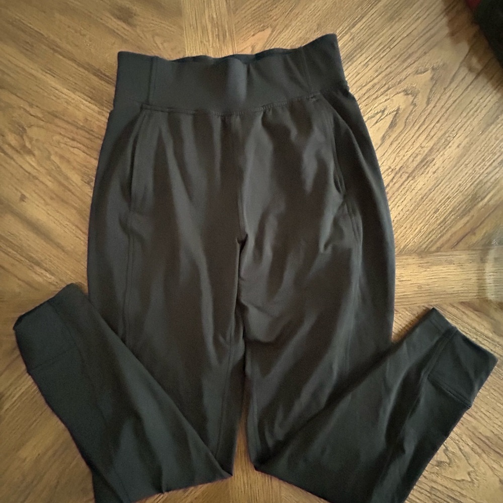 Lululemon Women's Black High-Waisted Pants